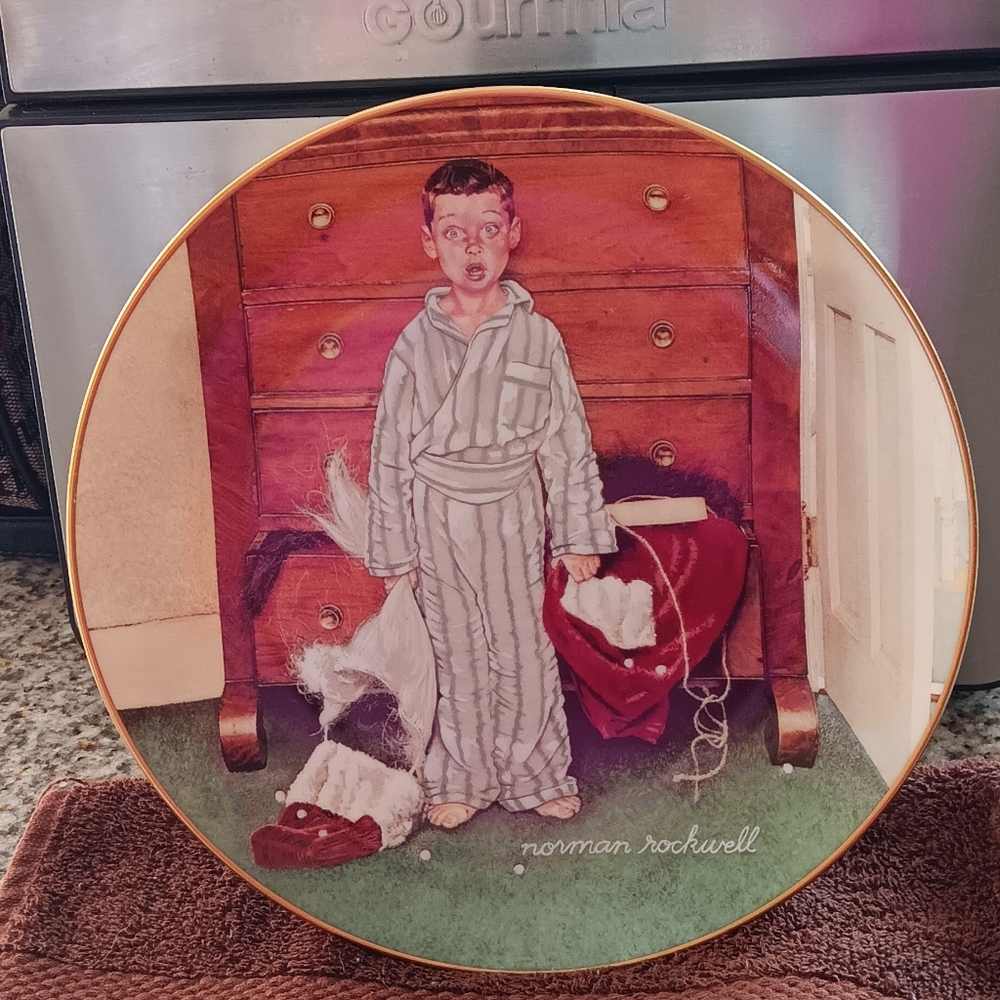 Norman Rockwell 1988 Gorham Christmas Decorative Plate "Discovery"